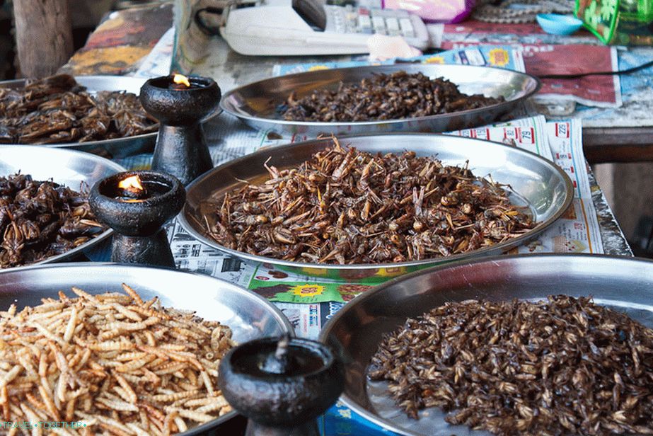 Not far from the waterfall you can eat