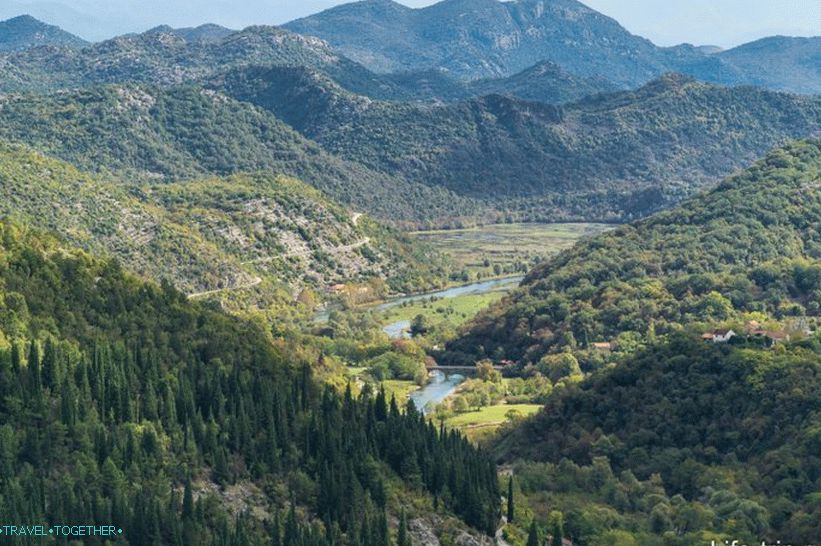 On the way to Lake Skadar