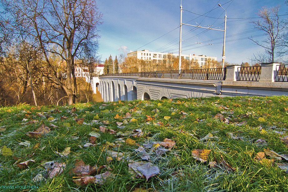 At the Stone Bridge in Kaluga
