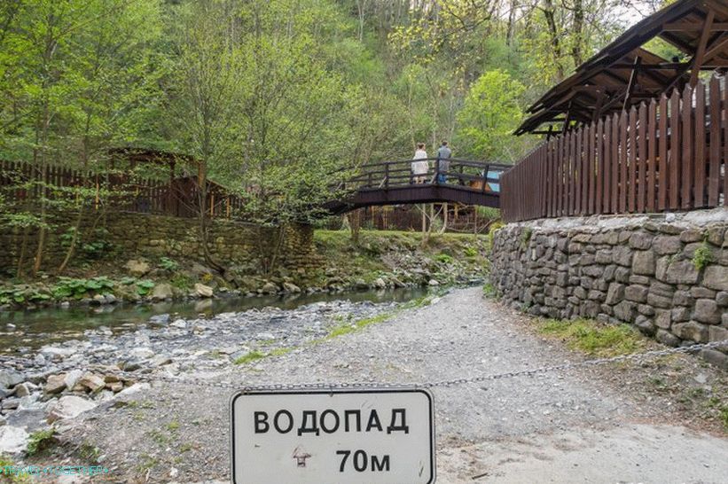 Zmeykovsky waterfalls in Sochi - 4 pieces