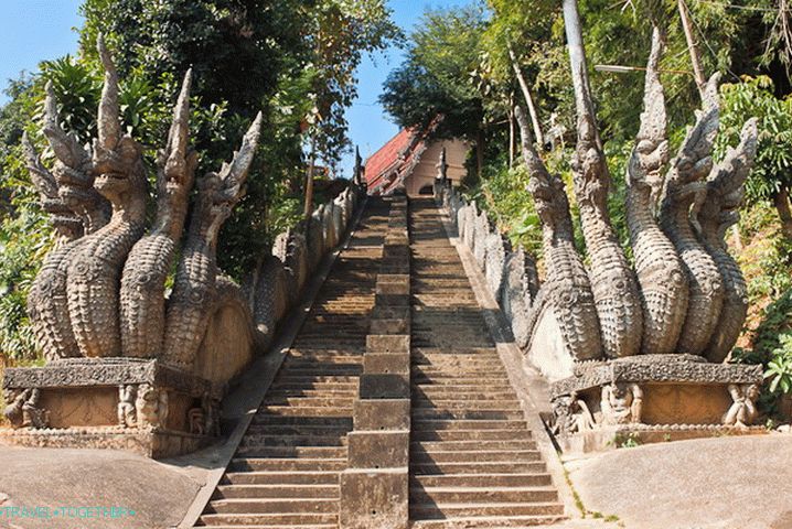Stairs to the viewpoint and Buddhist temples
