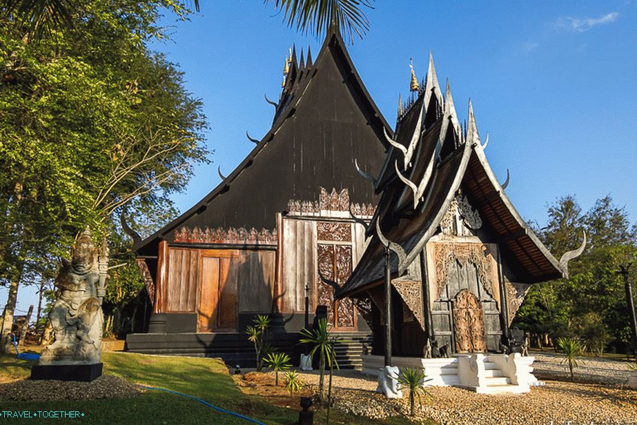 Черный храм. Черный храм Чианг май. Черный храм в Тайланде. Black Temple Тайланд. Храм смерти в Тайланде.